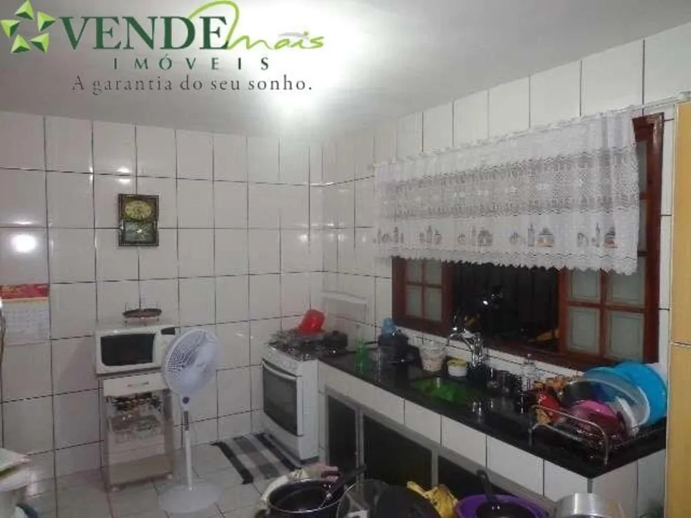 Casa, 3 quartos, 230 m² - Foto 9