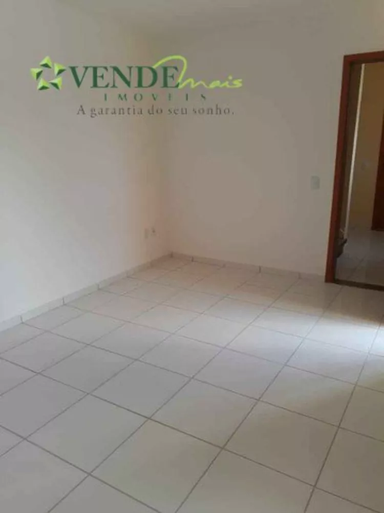 Apartamento à venda com 2 quartos, 47m² - Foto 3