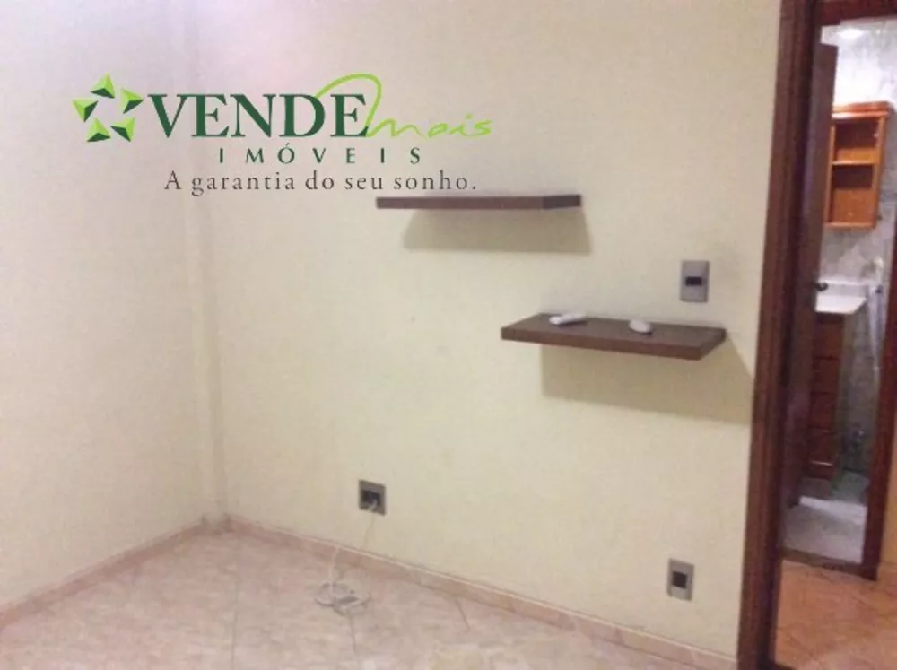 Apartamento à venda com 2 quartos, 65m² - Foto 3