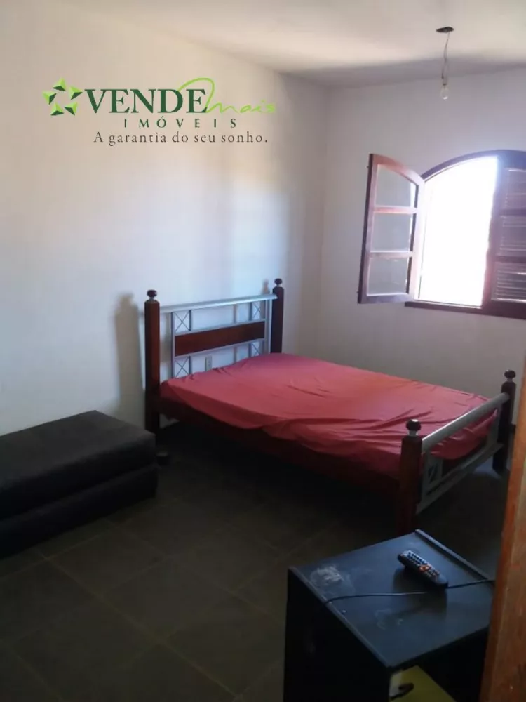 Casa à venda com 2 quartos, 600m² - Foto 2