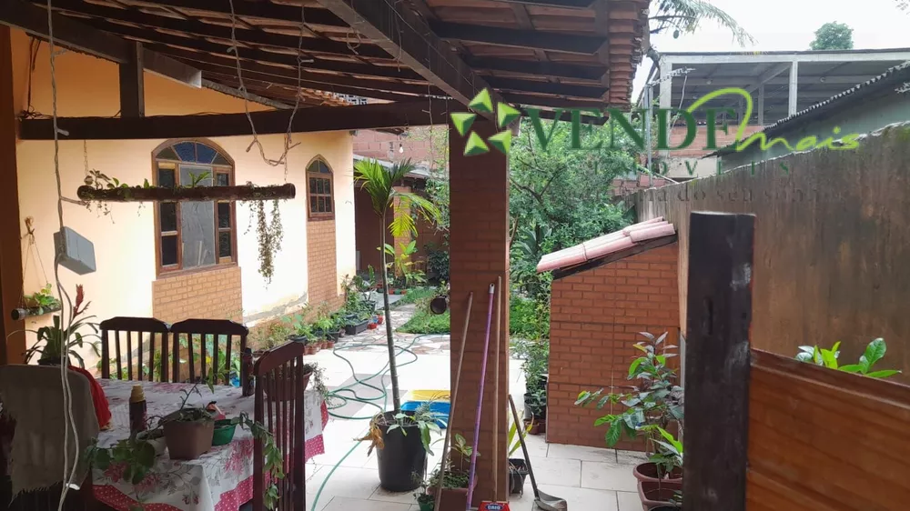 Casa, 3 quartos, 206 m² - Foto 2