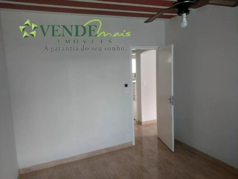 Casa à venda com 2 quartos, 100m² - Foto 5