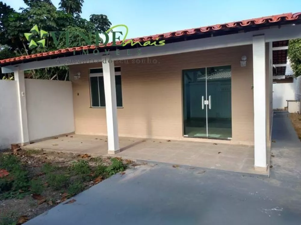 Casa à venda com 2 quartos, 100m² - Foto 1