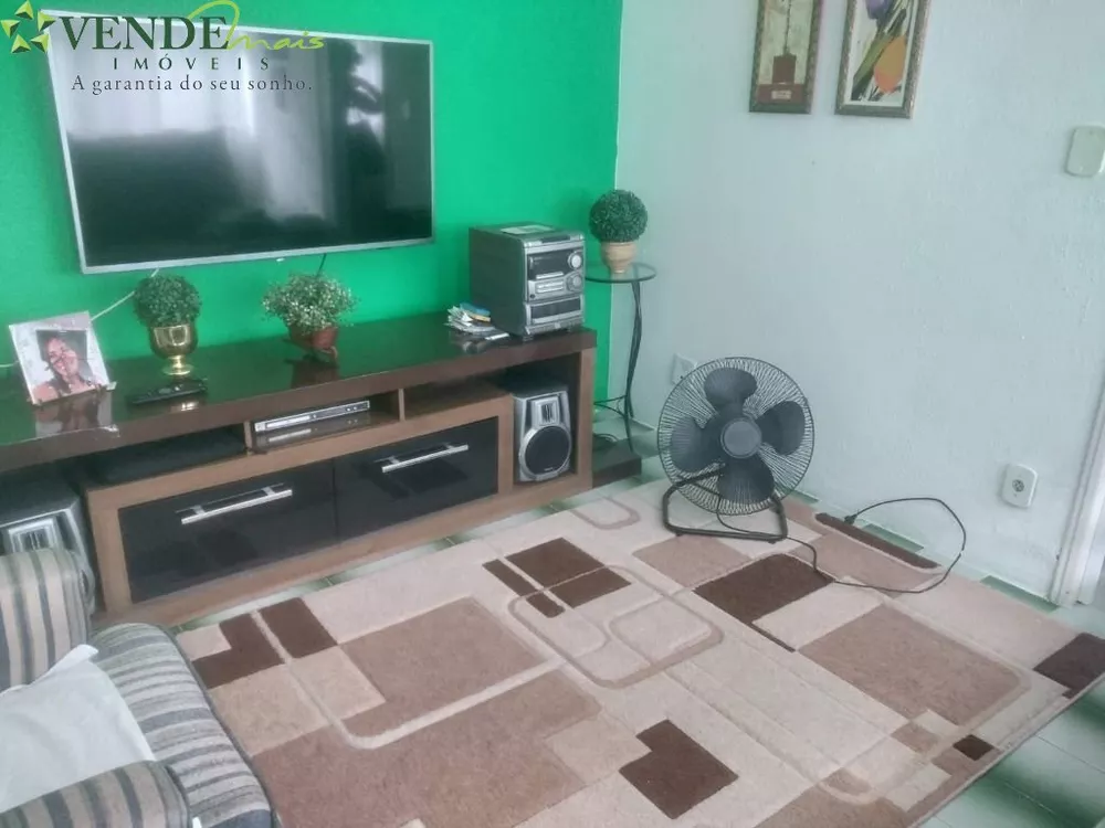 Casa, 6 quartos, 200 m² - Foto 2