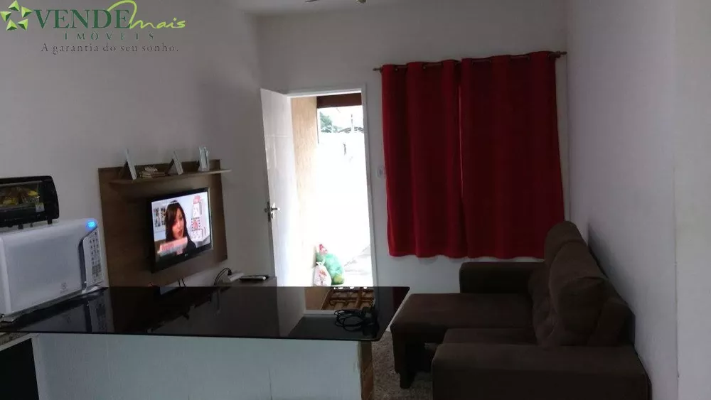 Casa à venda com 2 quartos, 60m² - Foto 3