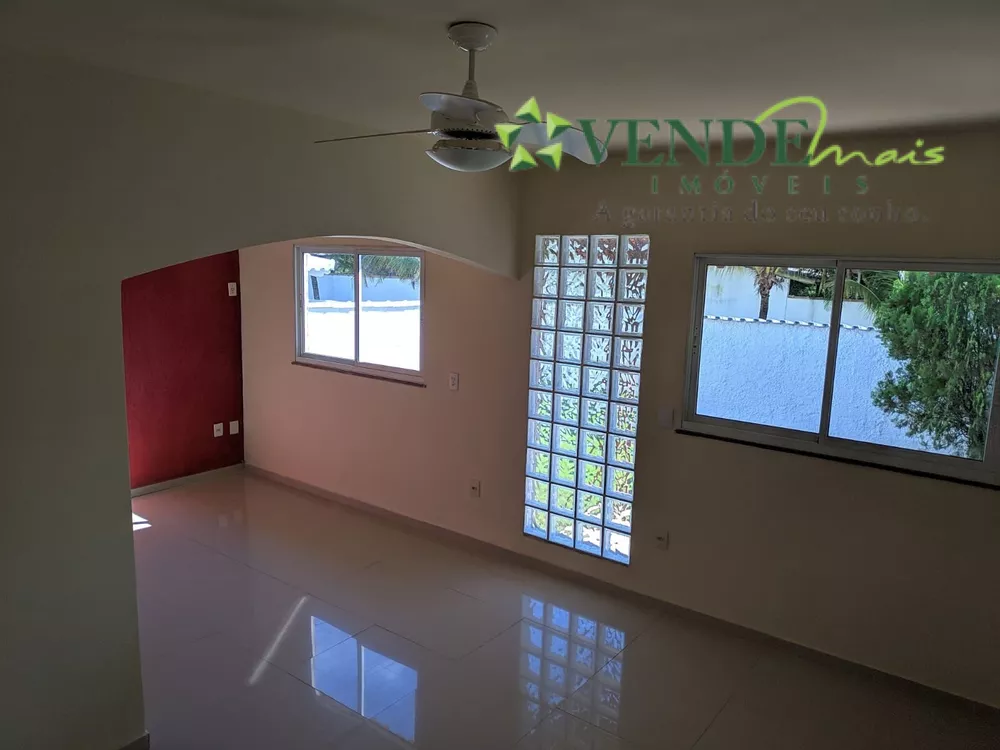 Casa à venda com 3 quartos, 160m² - Foto 2