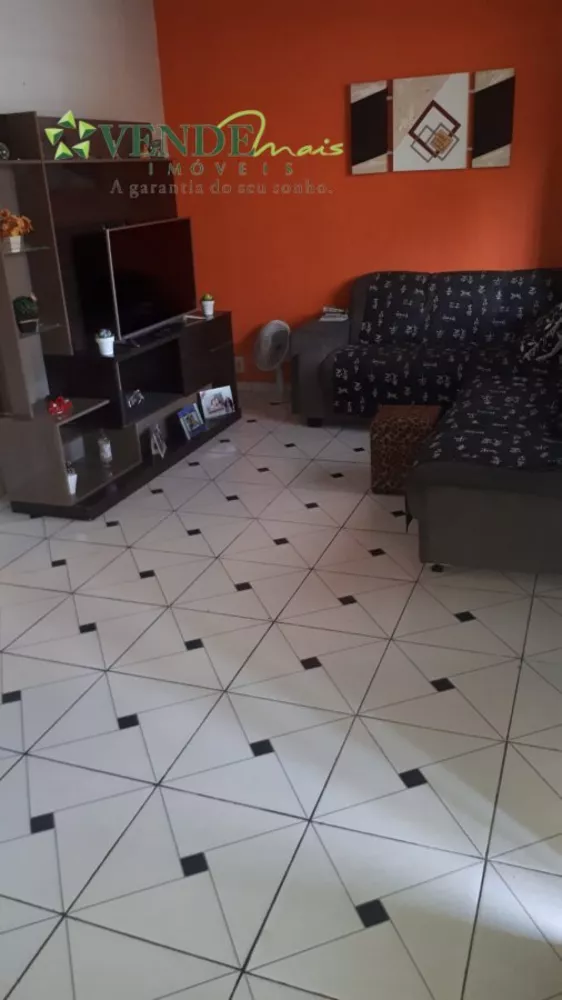 Casa à venda com 3 quartos, 280m² - Foto 1