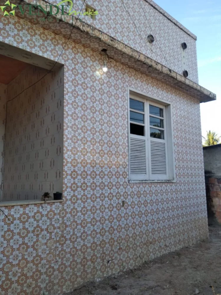 Casa à venda com 2 quartos, 70m² - Foto 2