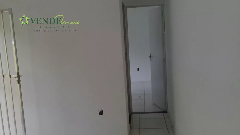 Casa à venda com 1 quarto, 40m² - Foto 1