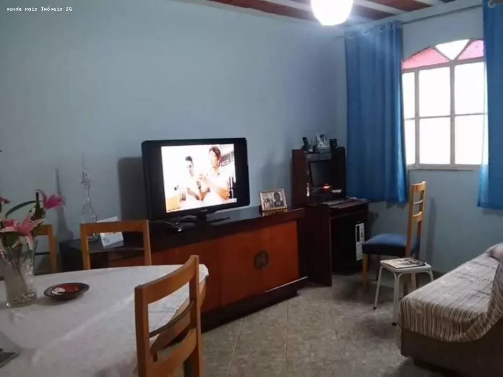 Casa à venda com 3 quartos, 130m² - Foto 4