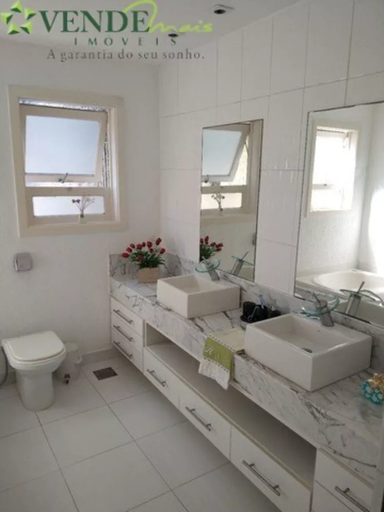Casa, 6 quartos, 390 m² - Foto 6