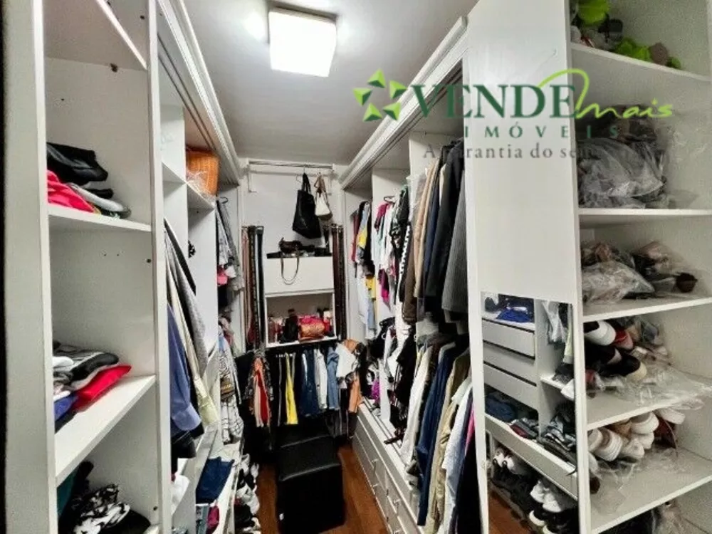Casa, 6 quartos, 240 m² - Foto 13