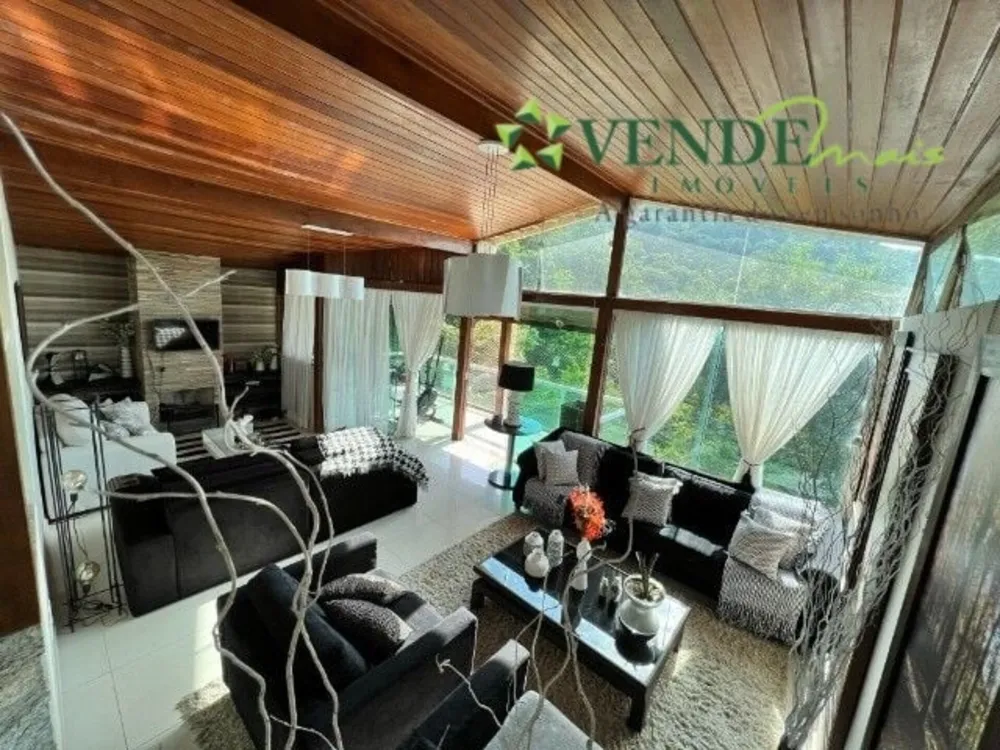 Casa, 6 quartos, 240 m² - Foto 11