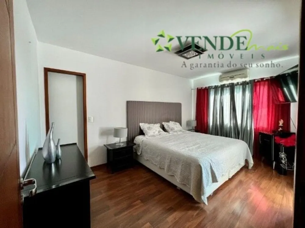 Casa, 6 quartos, 240 m² - Foto 22