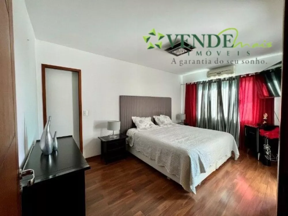 Casa, 6 quartos, 240 m² - Foto 11