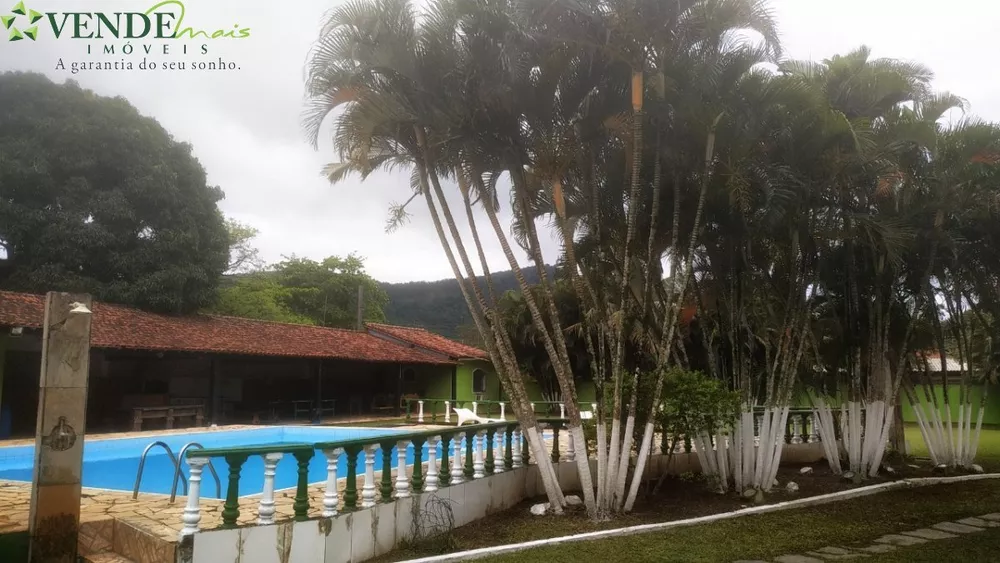Sítio, 4 quartos, 1600 m² - Foto 11