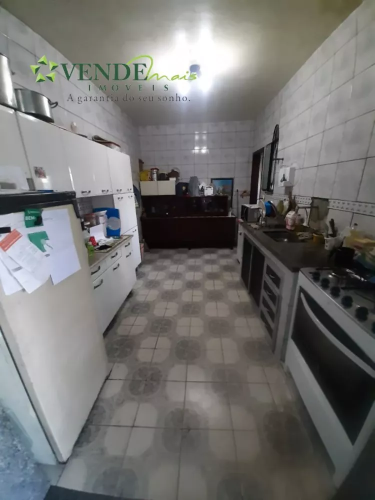 Casa, 4 quartos, 242 m² - Foto 8