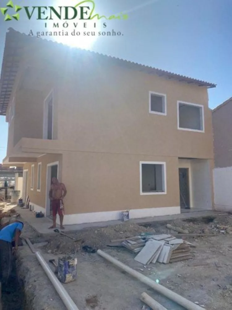 Casa à venda com 2 quartos, 110m² - Foto 2