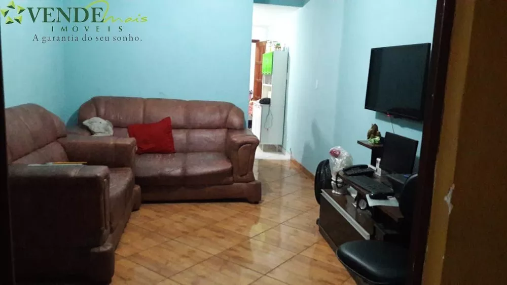 Casa à venda com 2 quartos, 102m² - Foto 1