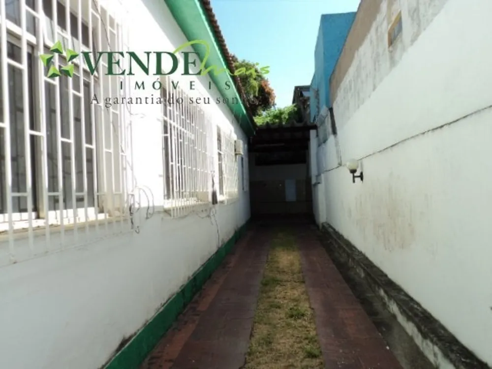Casa, 5 quartos, 200 m² - Foto 25