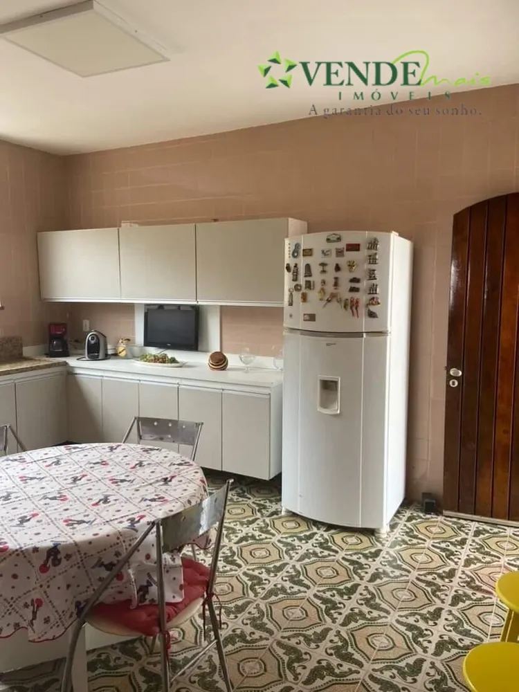 Casa, 3 quartos, 258 m² - Foto 24