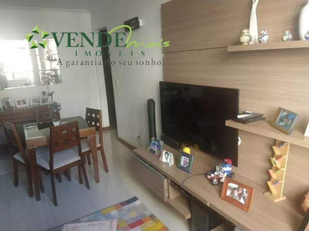 Apartamento à venda com 3 quartos, 110m² - Foto 2