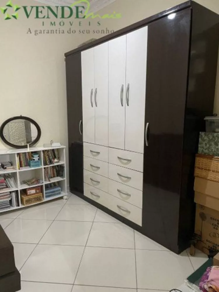 Apartamento à venda com 3 quartos, 50m² - Foto 3