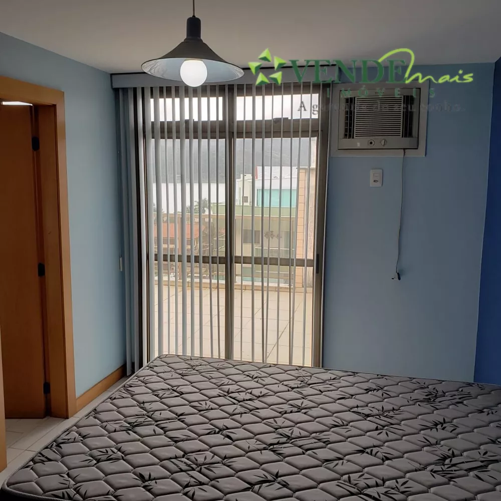 Apartamento à venda com 3 quartos, 140m² - Foto 2