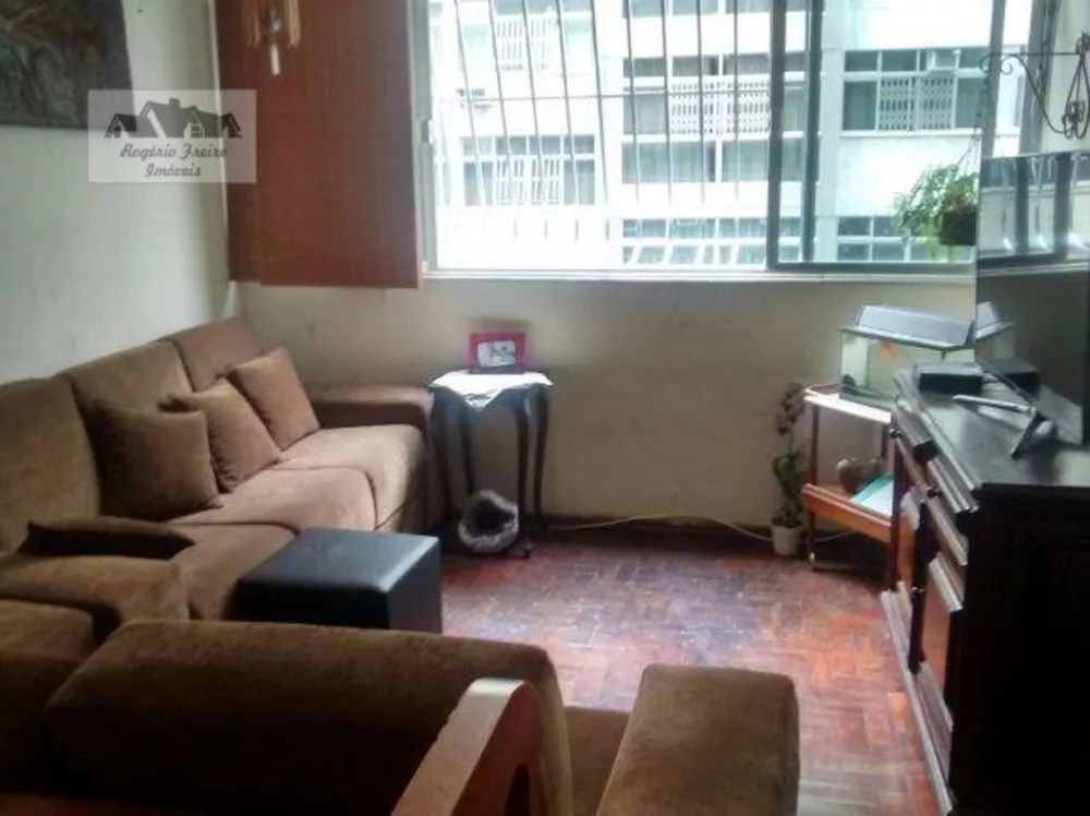 Apartamento à venda com 3 quartos, 105m² - Foto 1