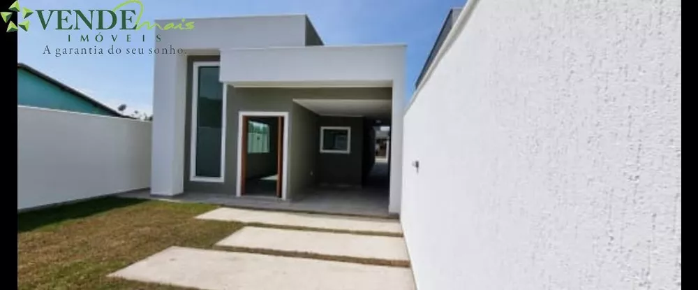 Casa à venda com 3 quartos, 134m² - Foto 1