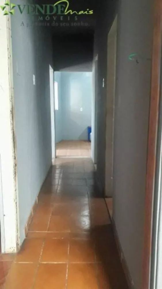 Casa à venda com 3 quartos, 58m² - Foto 4