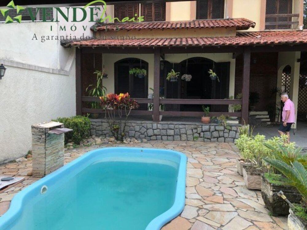 Casa à venda com 4 quartos, 400m² - Foto 3