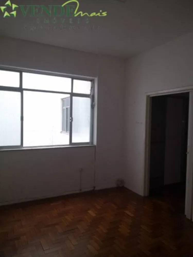 Apartamento à venda com 1 quarto, 42m² - Foto 1