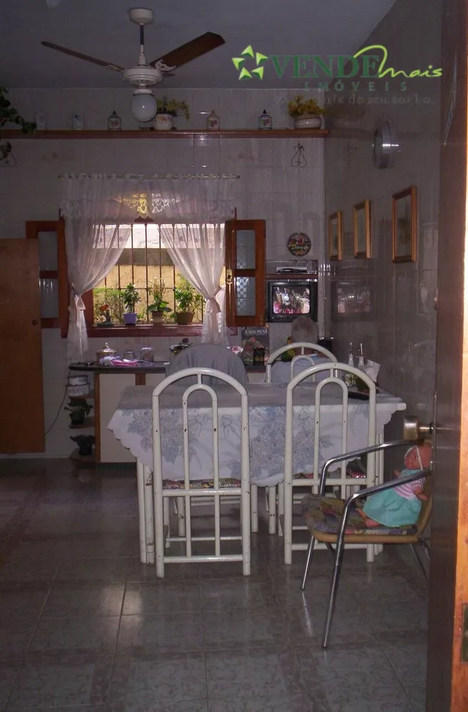 Casa, 4 quartos, 235 m² - Foto 11