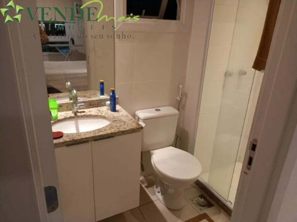 Apartamento à venda com 2 quartos, 75m² - Foto 4