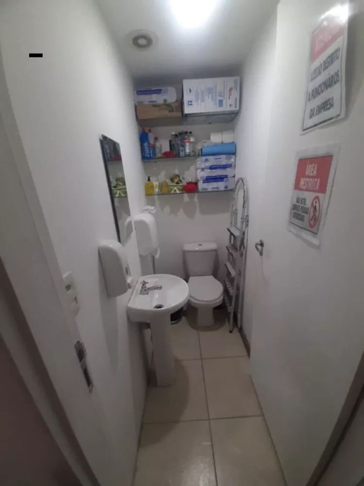 Conjunto Comercial-Sala à venda com 2 quartos, 24m² - Foto 3