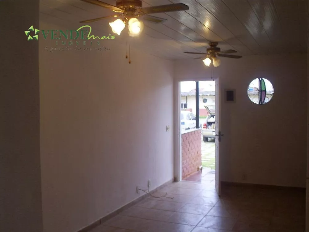 Casa, 2 quartos, 60 m² - Foto 1