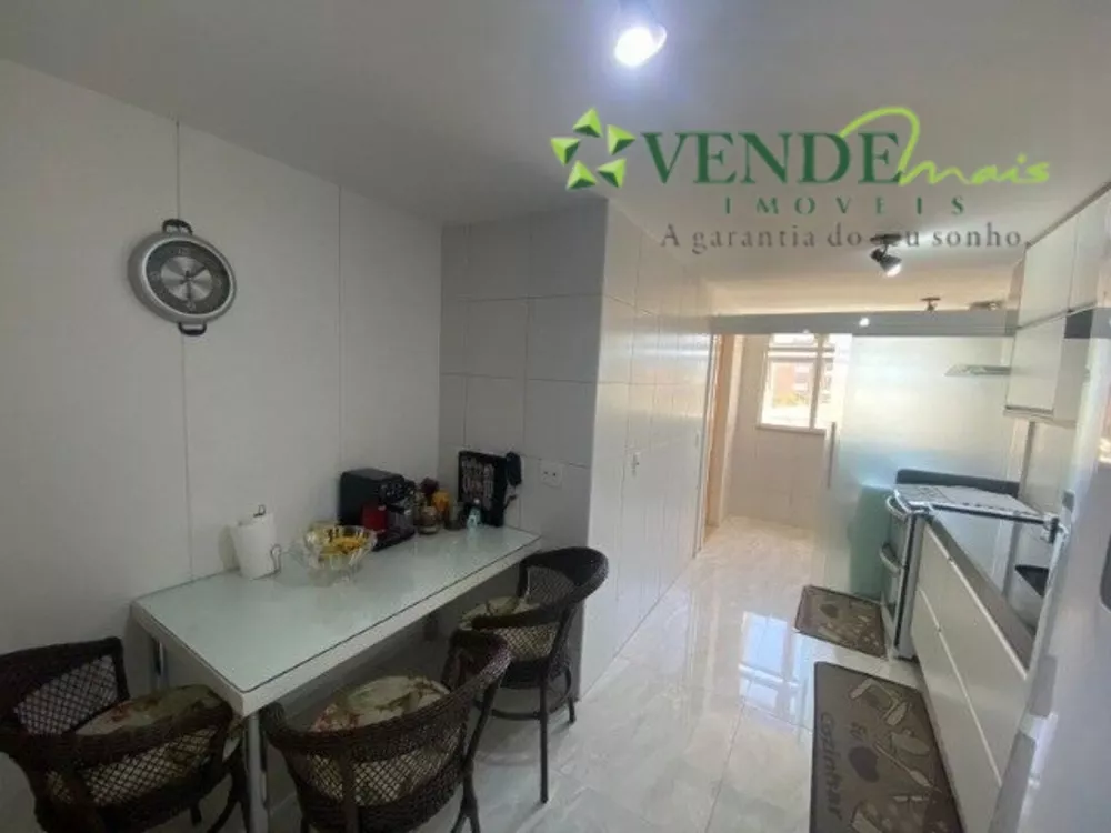 Apartamento à venda com 3 quartos, 115m² - Foto 8