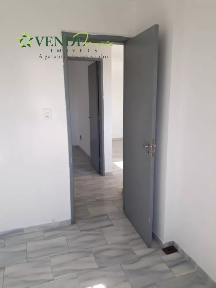 Apartamento à venda com 2 quartos, 60m² - Foto 4