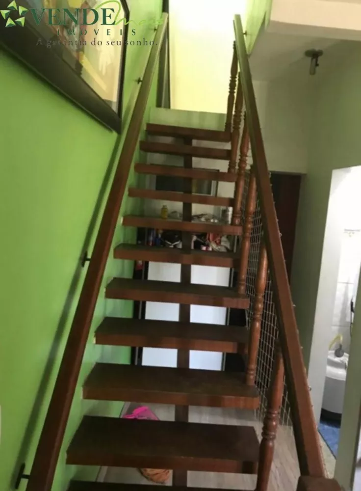 Sobrado à venda com 3 quartos, 100m² - Foto 3