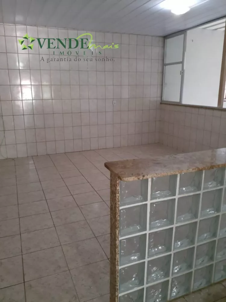 Casa à venda com 3 quartos, 360m² - Foto 3