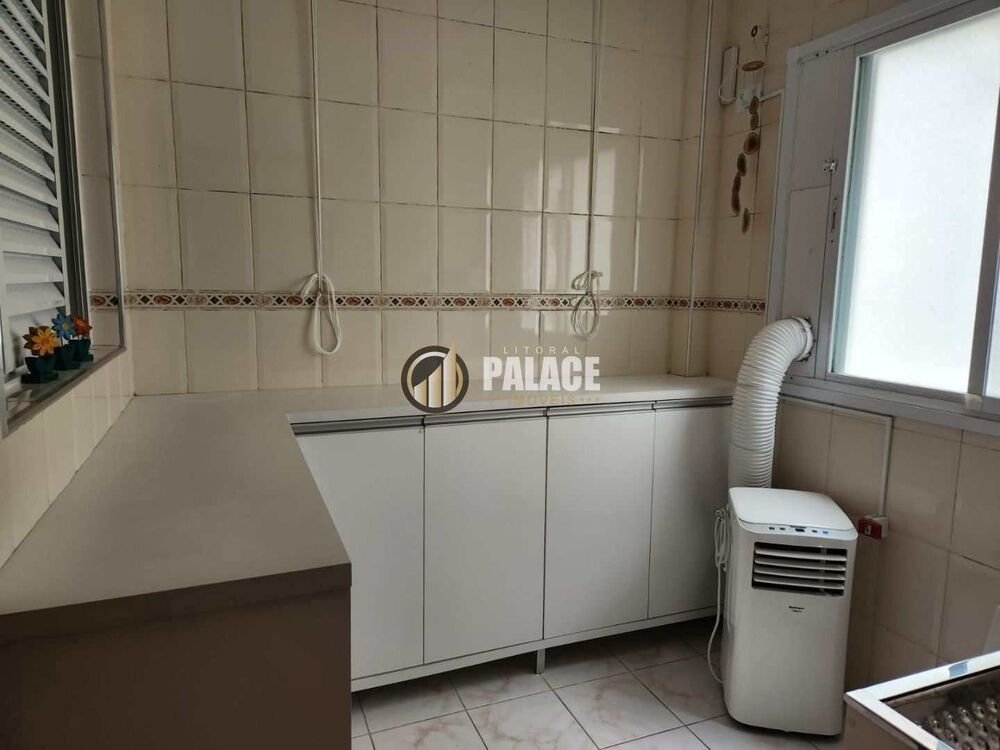 Apartamento à venda com 3 quartos, 144m² - Foto 2
