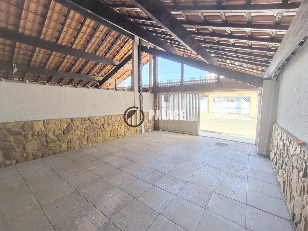 Casa, 3 quartos, 181 m² - Foto 1
