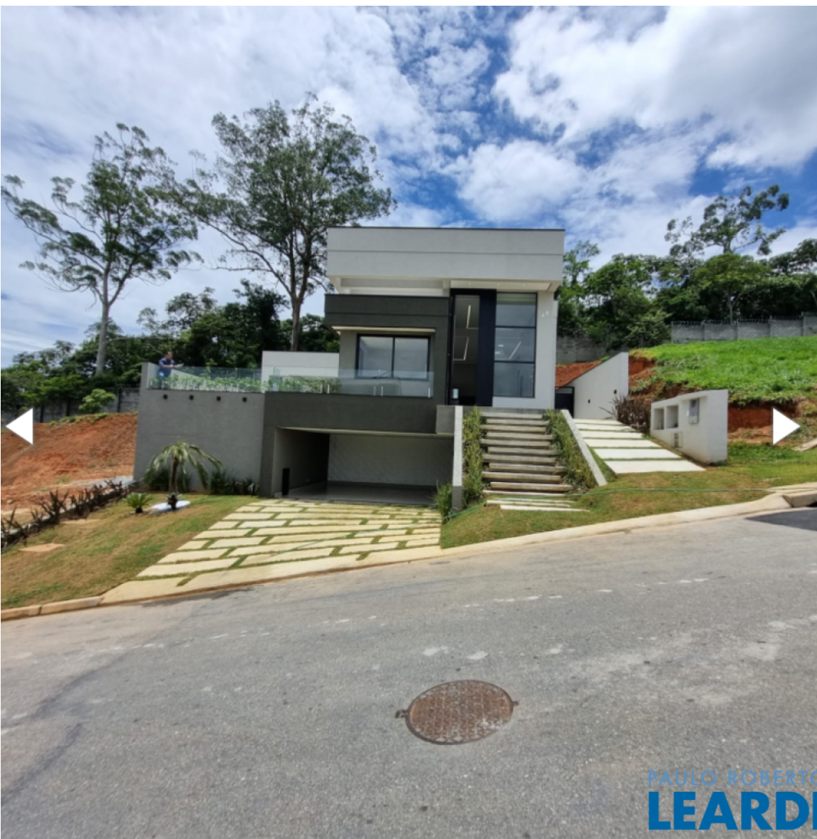 Casa à venda com 4 quartos, 304m² - Foto 3