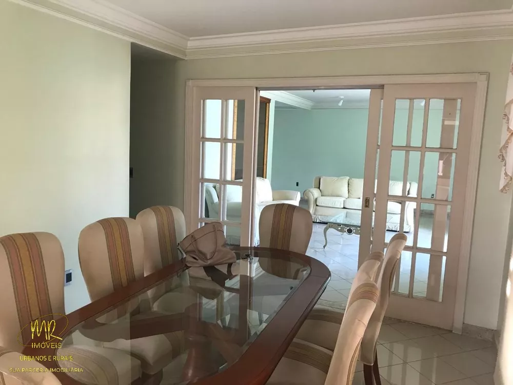 Casa, 4 quartos, 220 m² - Foto 11