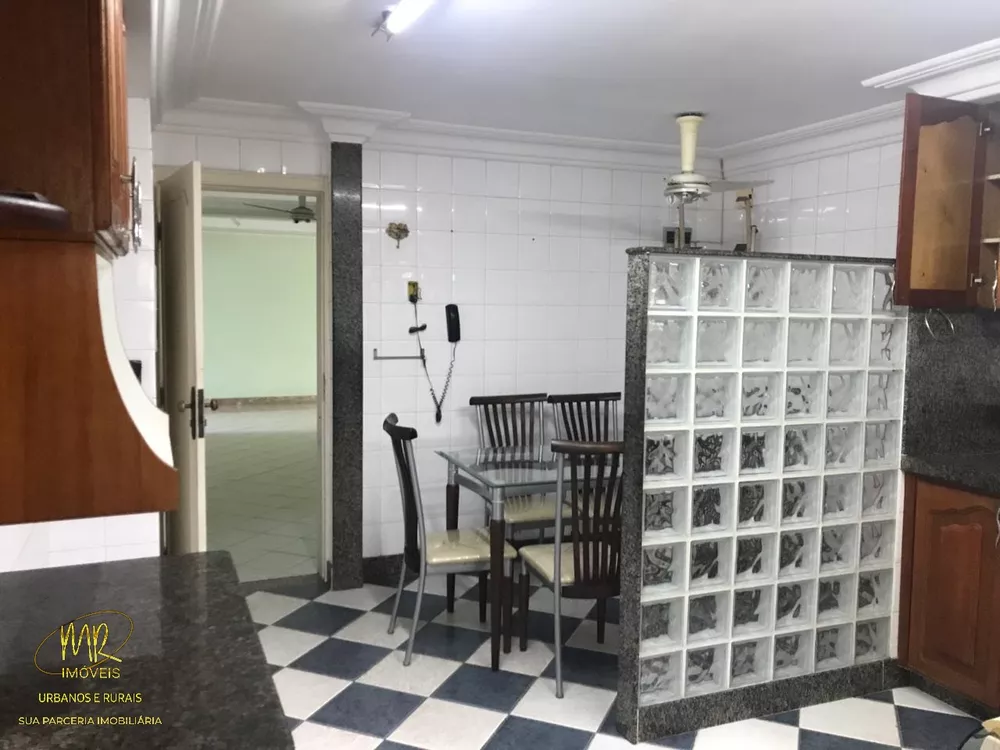 Casa, 4 quartos, 220 m² - Foto 7