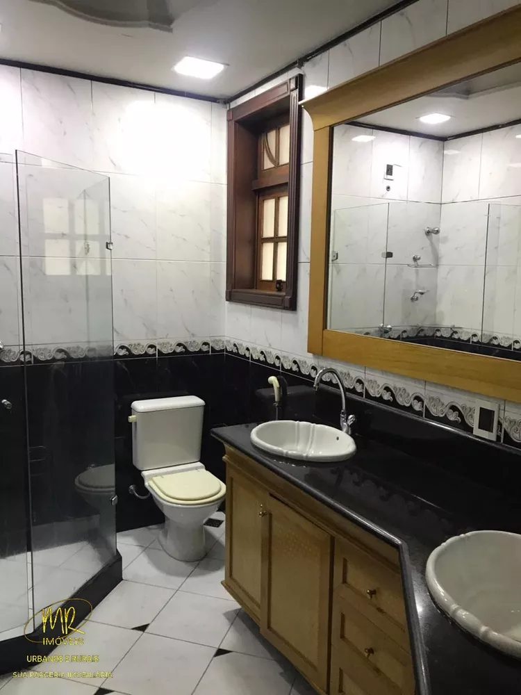 Casa, 4 quartos, 220 m² - Foto 23