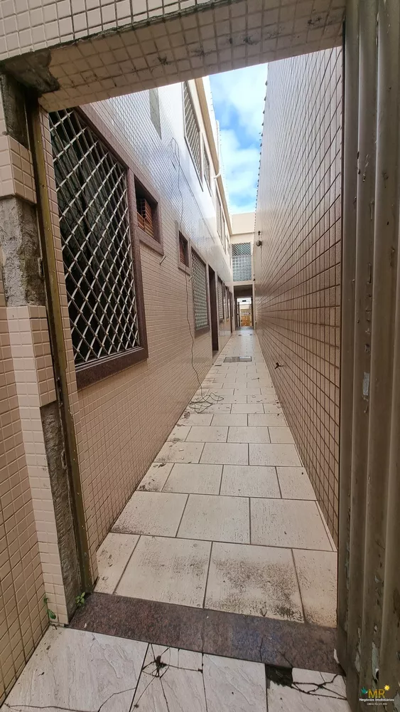 Casa, 6 quartos, 400 m² - Foto 4