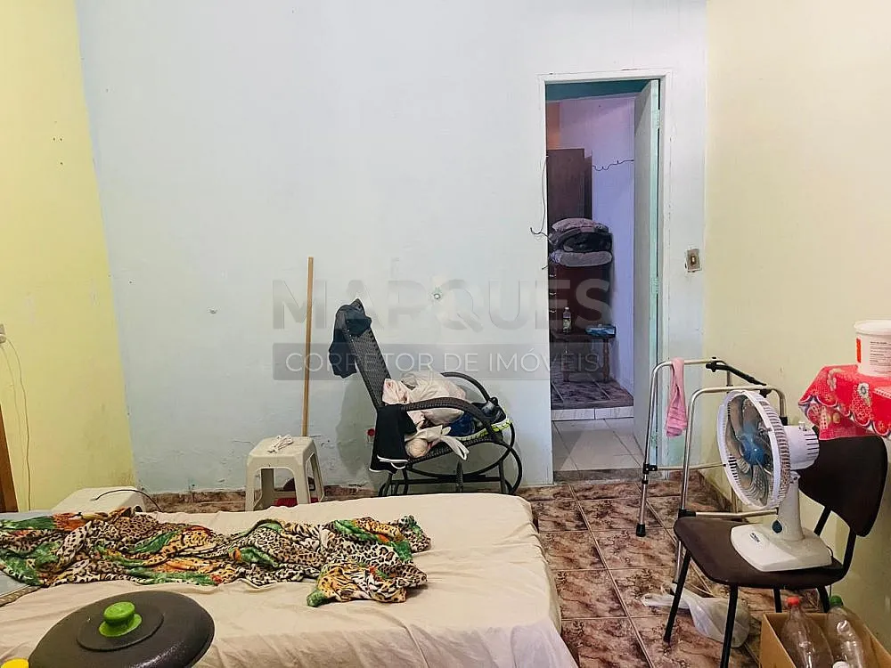 Casa, 2 quartos, 180 m² - Foto 1