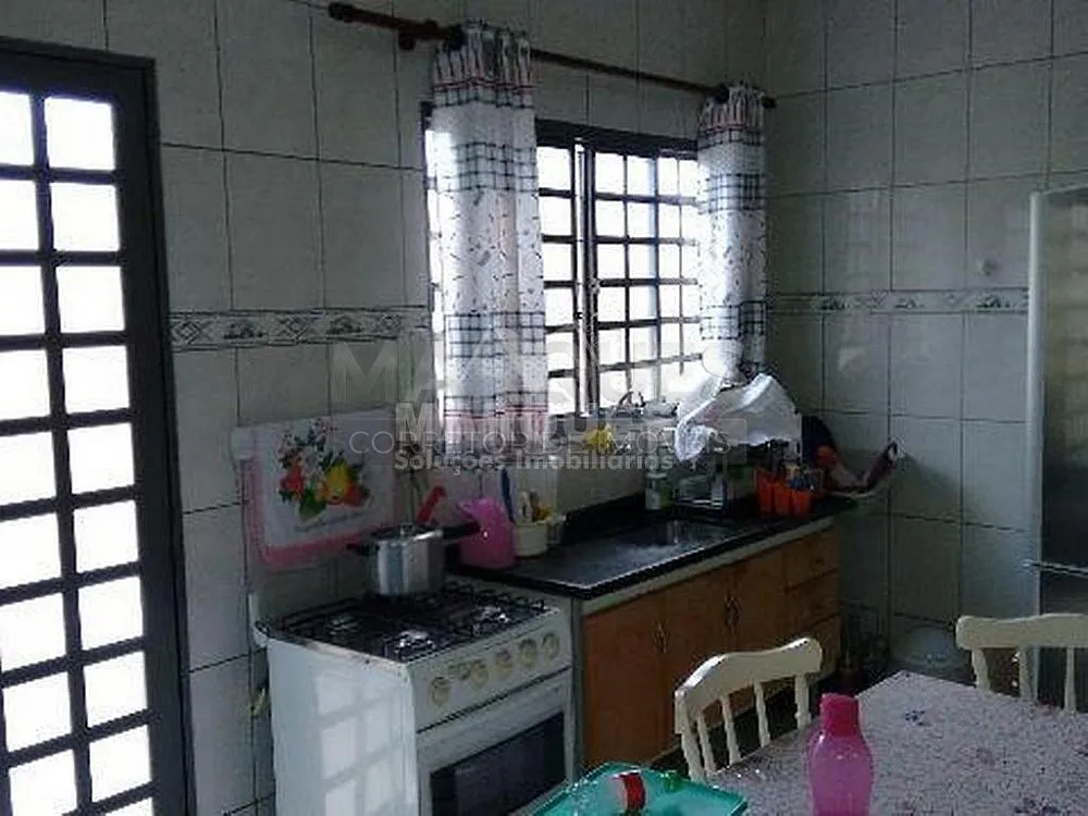 Casa, 2 quartos, 250 m² - Foto 3